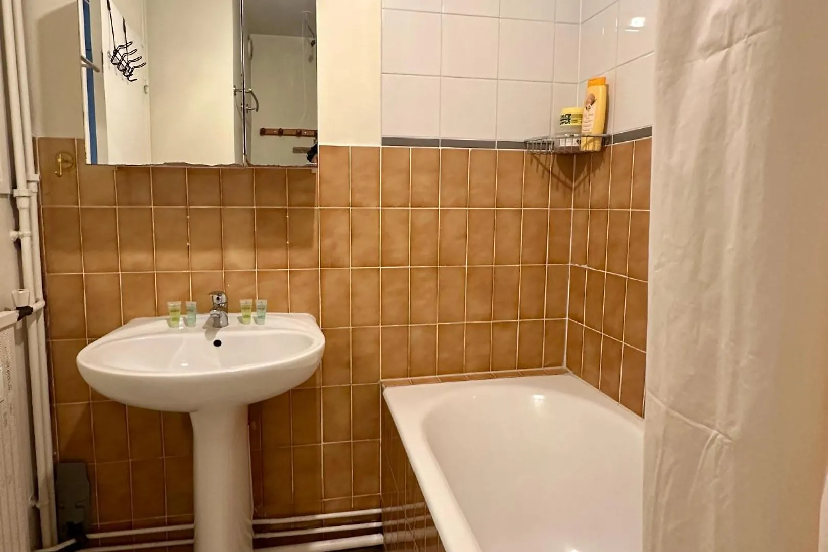 Appartement Central Paris Et Confortable Διαμέρισμα